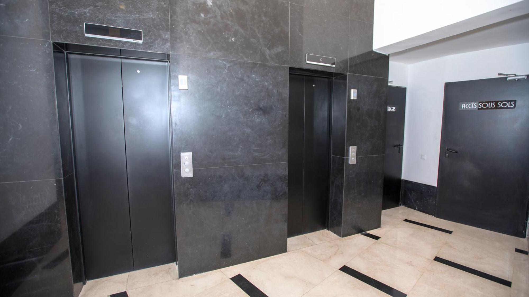 Haut Standing 2-Bedroom Apartment In Gauthier Casablanca Exterior photo